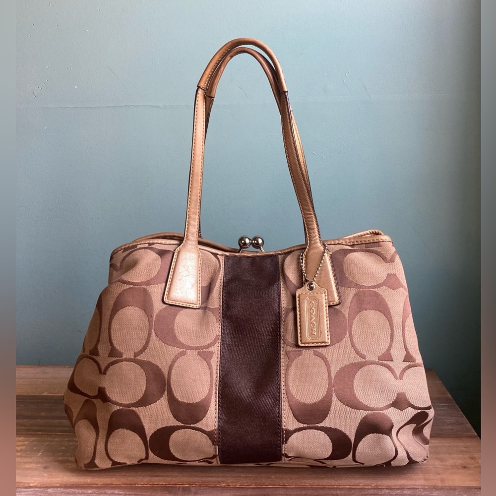 Vintage Coach Signature Kiss Lock Canvas Leather Shoulder Bag F13533